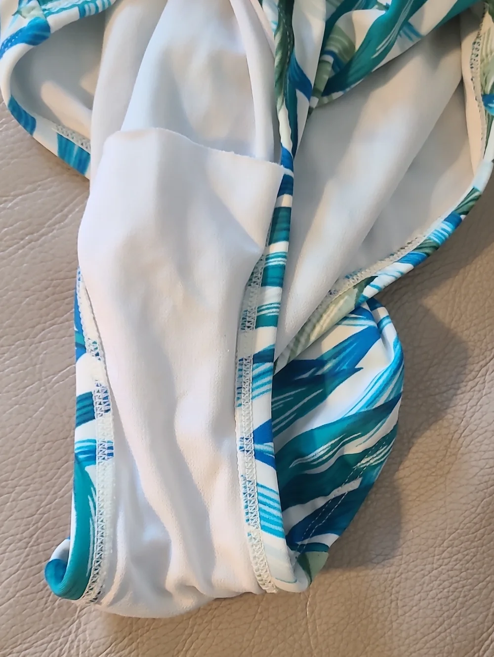 Time and Tru Blue & Green Tropical Leaf One-Piece Swimsuit - Picture 6 of 6